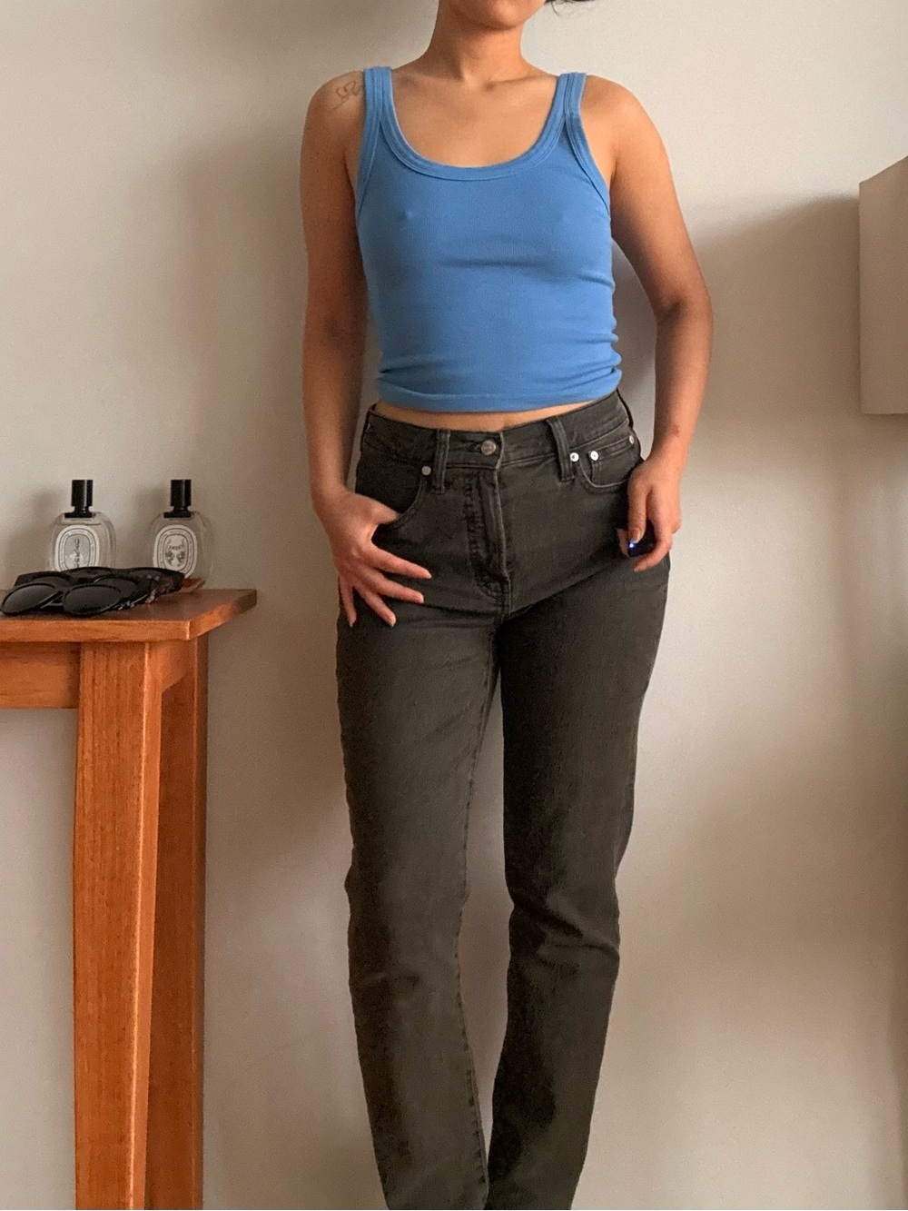 Madewell Women's Straight Leg Gray Jeans - Picture 5 of 6